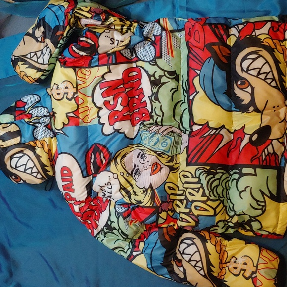 Reason Berlin Comic Puffer Jacket - Picture 4 of 11